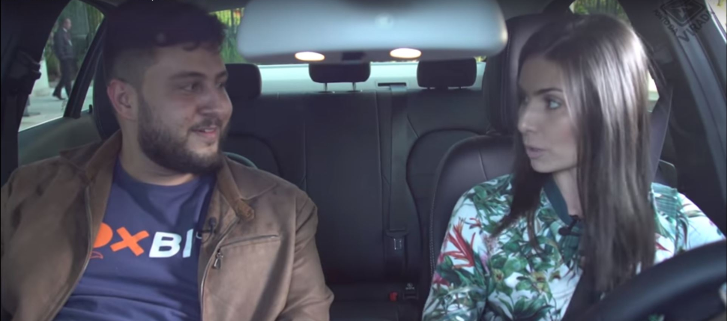 Nathalia Arcuri com João Canhada no carro